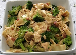 chicken and broccoli pasta