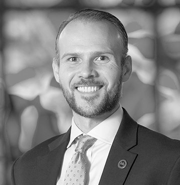 Dr. Justin Brown
